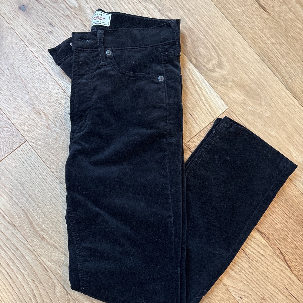 Women’s GAP Petite Velvet Pants